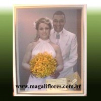 Pôster dos noivos com Tulipa e Chuca de Ouro